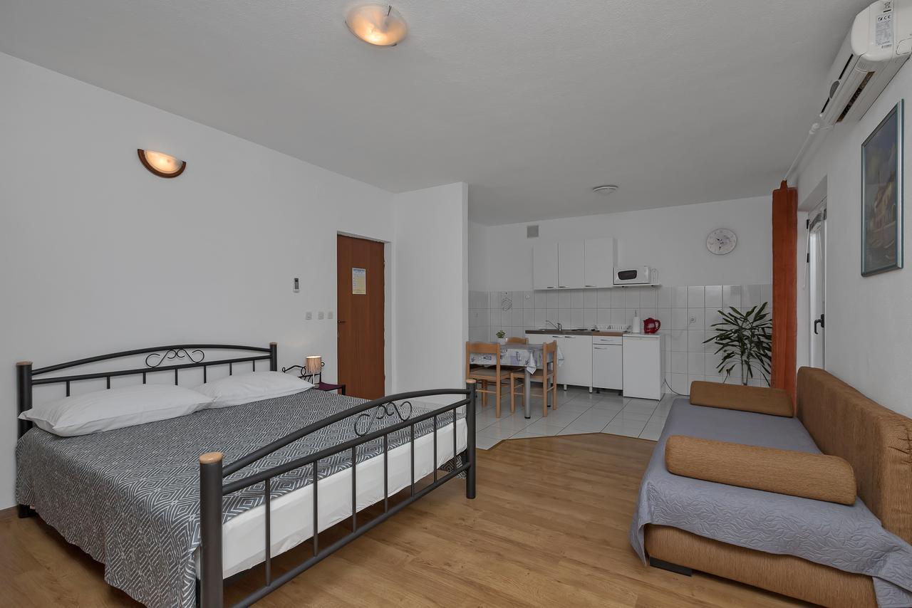 Apartmani Leona Makarska Luaran gambar